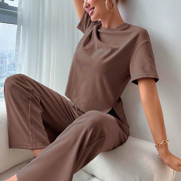 Coffee Brown Women's Slit Hem Top And Tie Waist Pants Lounge Set - Picture 1 of 3